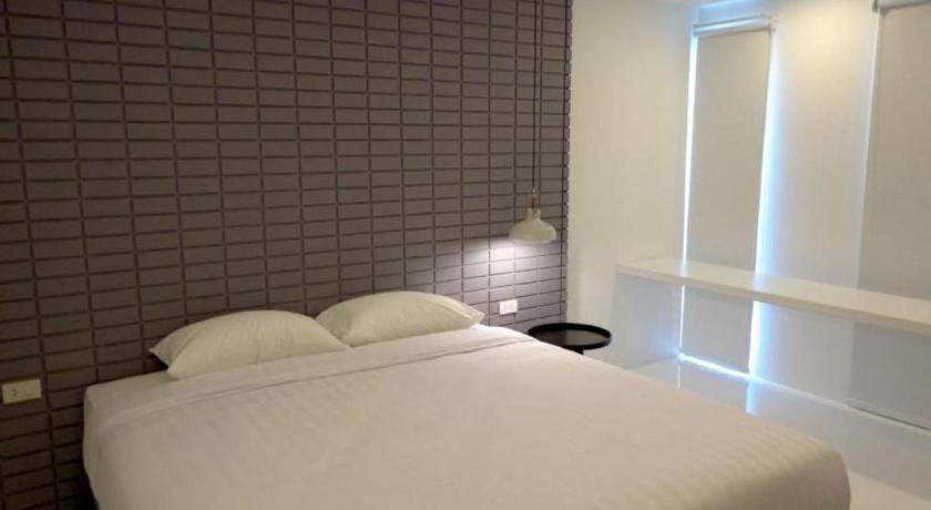 是隆工作室酒店 曼谷 外观 照片